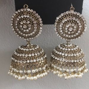 Big Indian Jhumka Earrings w/tikka